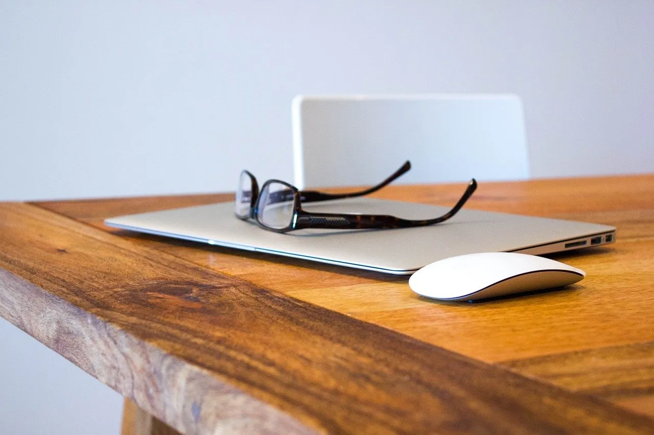 Do I Need Glasses if I Keep Getting Headaches?